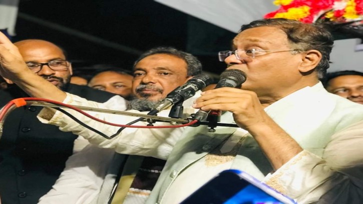 রাঙ্গুনিয়ার চন্দ্রঘোনায় তথ্যমন্ত্রীর গনসংযোগ