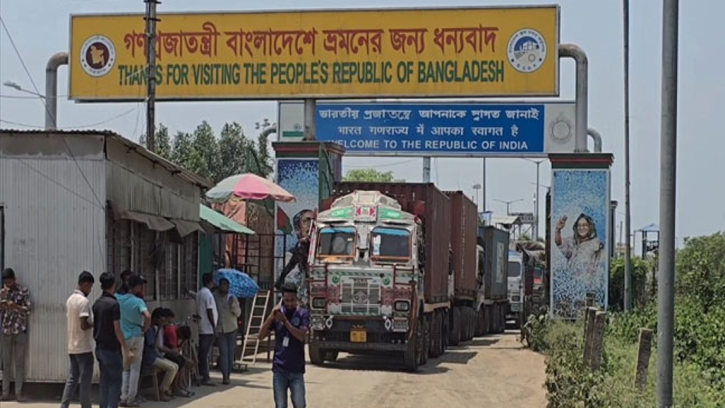 বেনাপোল স্থলবন্দর দিয়ে ২ লাখ ৮২ হাজার মে: টন পণ্য আমদানি কমেছে