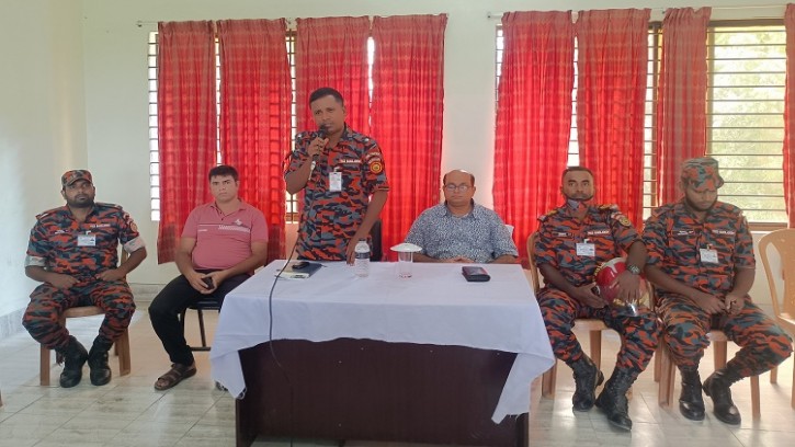 শিবগঞ্জে আগুন নেভানোর প্রশিক্ষণের মহড়া অনুষ্ঠিত