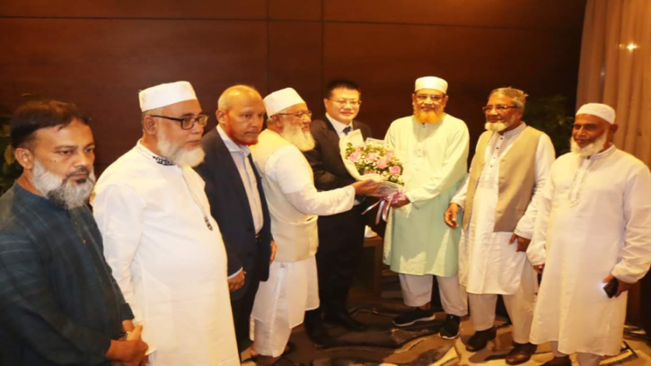 চীনের রাষ্ট্রদূত ইয়াও ওয়েনের সাথে চট্রগ্রাম জামায়াত নেতৃবৃন্দের মতবিনিময়