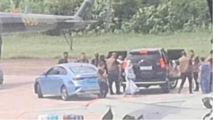 যেভাবে পদত্যাগ ও দেশ ছাড়তে বাধ্য হন শেখ হাসিনা