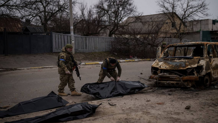 রুশ সেনাদের দখলে মারিউপোল, ইউক্রেনের ২৪০০ সেনার আত্মসমর্পণ