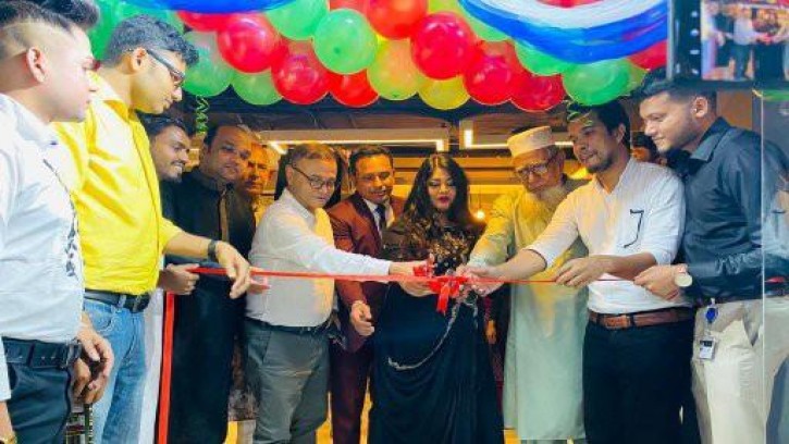 মিরপুরের সনি স্কয়ারে টিপটপমার্টের পঞ্চম শাখার উদ্বোধন