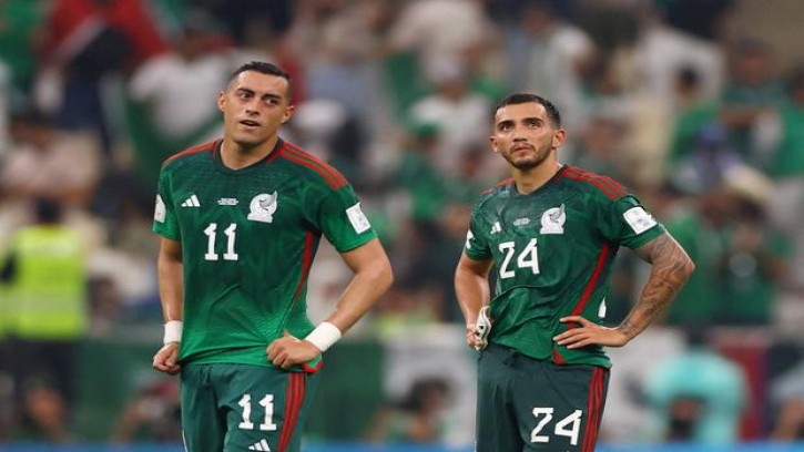  সৌদির বিপক্ষে জিতেও গ্রুপ পর্ব থেকেই বিদায় মেক্সিকোর