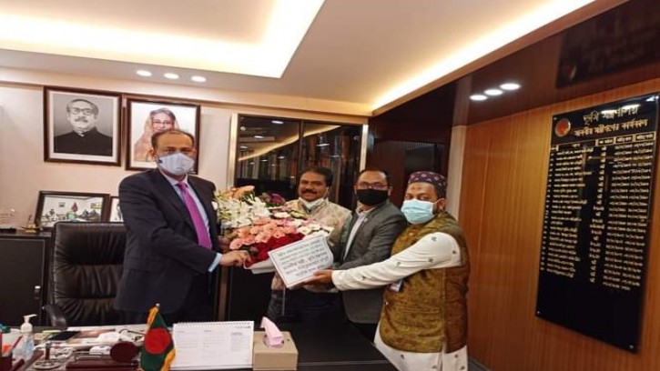 ভূমিমন্ত্রীকে ভূমি অফিসার্স কল্যাণ সমিতির শুভেচ্ছা