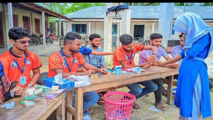 গাইবান্ধায় ‘তরুলতা’র বিনামূল্যে রক্তের গ্রুপ নির্ণয় ক্যাম্পেইন