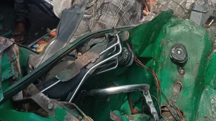 ময়মনসিংহে বাস-সিএনজি অটোরিক্সা দুর্ঘটনায় ৭ জনের মৃত্যু