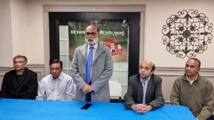 ‘বঙ্গবন্ধু শুধু একজন রাজনীতিক নন, তিনি ইতিহাসের মহামানব’