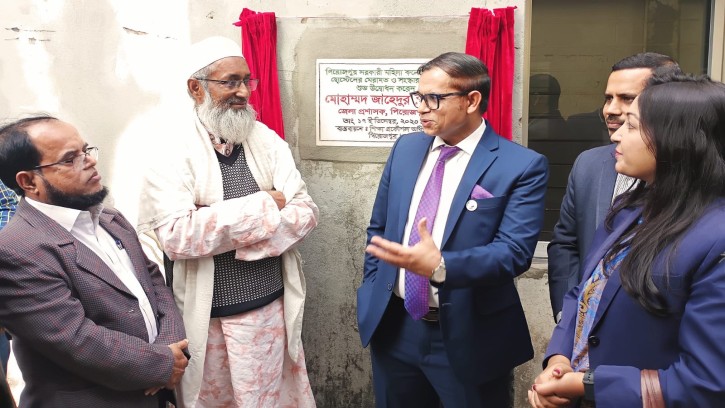 পিরোজপুরে বিভিন্ন বিদ্যালয়ের মেরামত ও সংস্কার কাজের উদ্বোধন