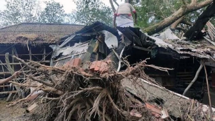 আইলার ১৩ বছর, ঘুরে দাঁড়ানোর চেষ্টায় কয়রার মানুষ