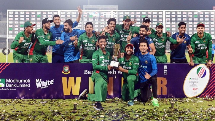 ইংল্যান্ডকে হোয়াইটওয়াশ করলো বাংলাদেশ