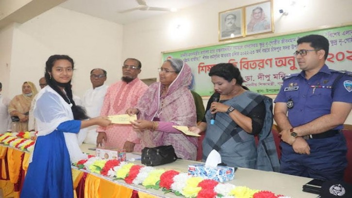 সরকারকে আবারও সমর্থন দিতে জনগণের প্রতি শিক্ষামন্ত্রীর আহ্বান