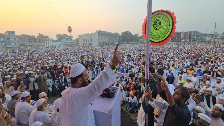 নতুন ইসিকে বিগত কমিশন থেকে শিক্ষা নিতে হবে: মুফতী ফয়জুল করীম 