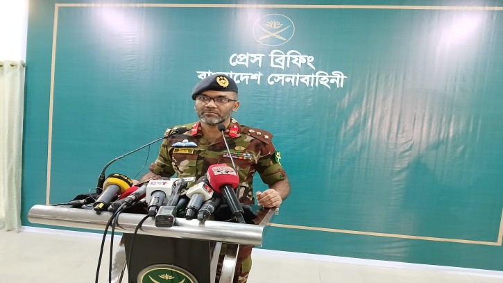 দেশের সার্বিক পরিস্থিতি নিয়ন্ত্রণে নিরলসভাবে কাজ করছে সেনাবাহিনী