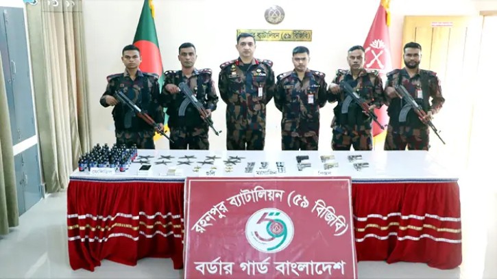 নির্বাচন সামনে রেখে শিবগঞ্জ সীমান্তে বেড়েছে অস্ত্রের চোরাচালান