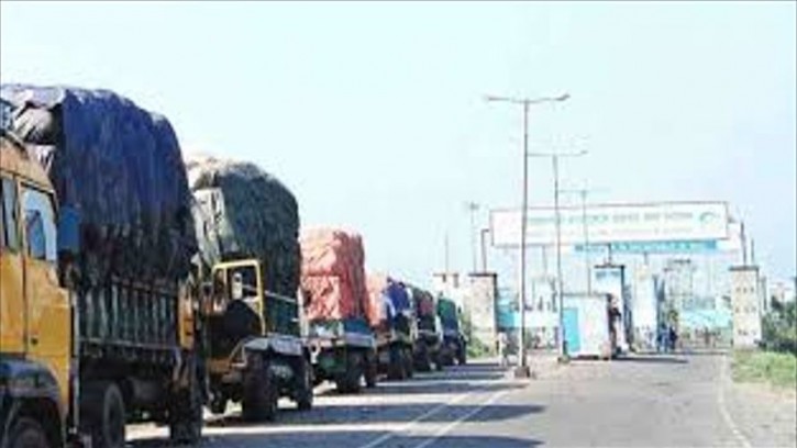 বেনাপোল বন্দর দিয়ে মালামাল খালাশ বন্ধ 