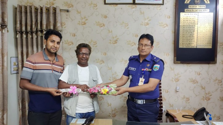 চাঁপাইনবাবগঞ্জ থানাকে নতুন রূপ দিতে চান নতুন ওসি আলমগীর জাহান