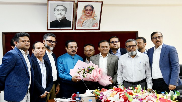 সমাজ পরিবর্তনে পোশাকশিল্প গুরুত্বপূর্ণ ভূমিকা পালন করছে:  নানক