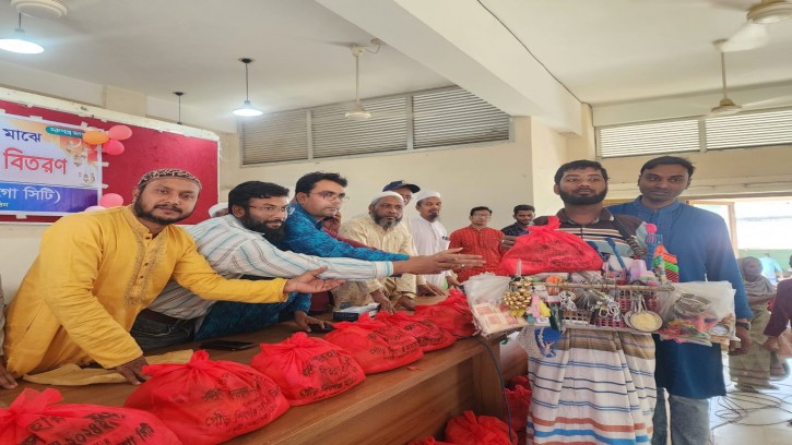 শিবগঞ্জে স্বেচ্ছাসেবী সংগঠনের উদ্যোগে ঈদ সামগ্রী বিতরণ