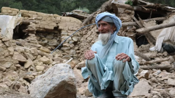 আফগানিস্তানে ভয়াবহ ভূমিকম্পে মৃতের সংখ্যা ৩২০