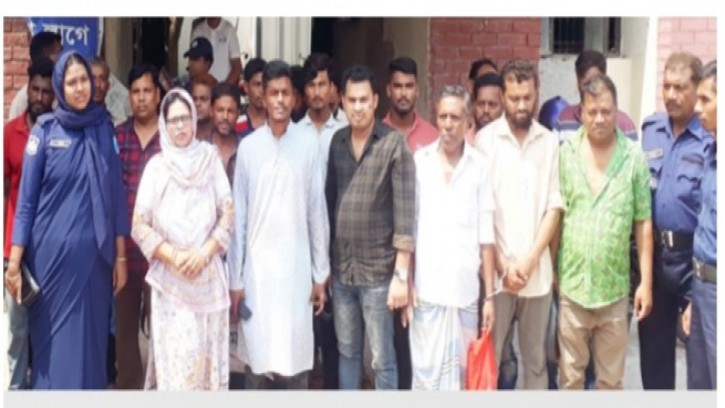 রাজবাড়ীতে বিএনপির গ্রেপ্তার ১৭ জনকে কারাগারে প্রেরণ