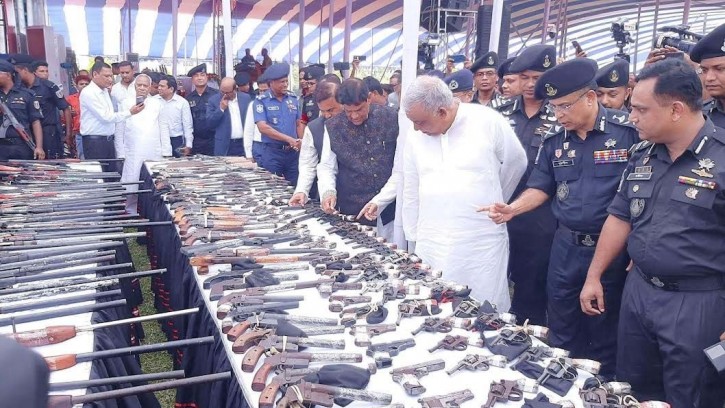 আত্মসমর্পণকারীদের পুনর্বাসনে সব সহযোগিতা দেওয়া হবে : স্বরাষ্টমন্ত্রী