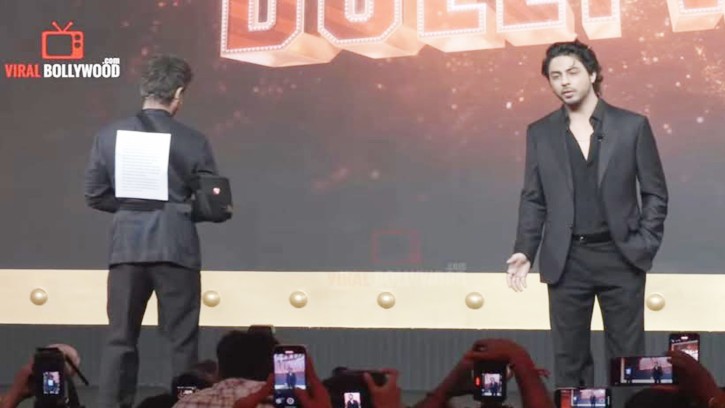 ছেলের জন্য পিঠে কী লিখেছিলেন শাহরুখ খান?