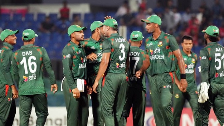 রিপন-রাজার বোলিং নৈপুন্যে এগিয়ে বাংলাদেশ ‘এ’