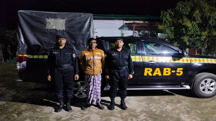 শিবগঞ্জে হত্যার ২৪ ঘন্টার মধ্যে সন্দেহভাজন আসামীকে গ্রেপ্তার 