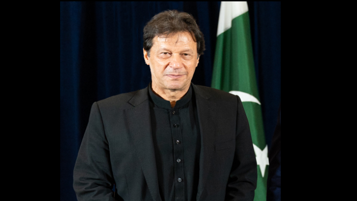 ইমরান খান এখনো পাকিস্তানের প্রধানমন্ত্রী