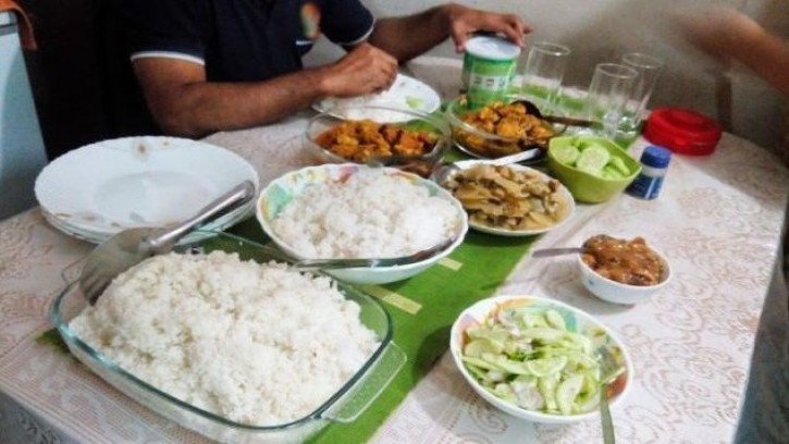 রাতের খাবার এশার আগে খাওয়ার উপকারিতা