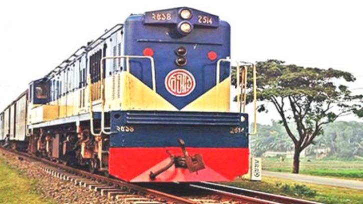 পাংশায় ট্রেনের ধাক্কায় হাতের ৪ আঙুল হারালেন শিক্ষক