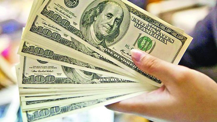 ডলারের দাম বাড়ছে কেন? কার লাভ কার ক্ষতি?