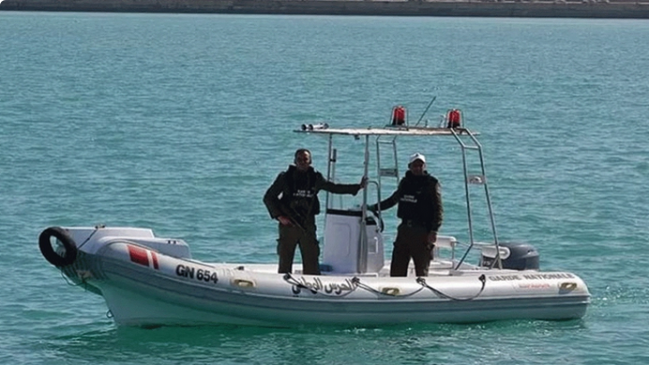 তিউনিসিয়ায় অভিবাসনপ্রত্যাশীদের নৌকা ডুবে নিখোঁজ ৩৪