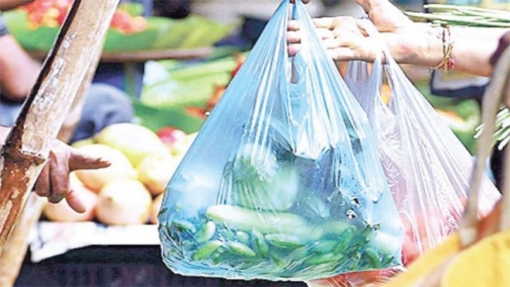 তাড়াইলে বেড়েই চলেছে প্লাস্টিকের পণ্য ব্যাবহার