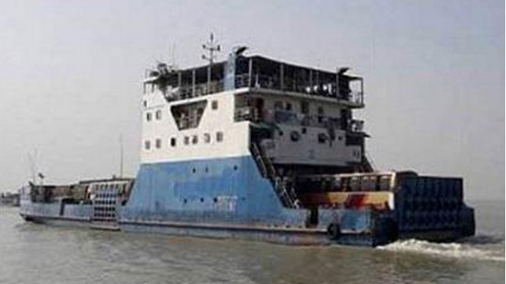 পাটুরিয়া-দৌলতদিয়া নৌরুটে ফেরি চলাচল শুরু