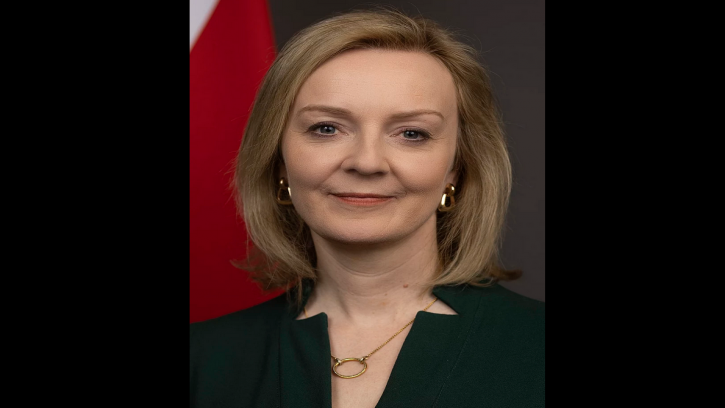 প্রধানমন্ত্রী লিজ ট্রাসের পদত্যাগ : রাজনৈতিক সংকটে ব্রিটেন