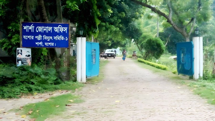 বেনাপোল-শার্শায় লোডশেডিংয়ে বিপর্যস্ত জনজীবন