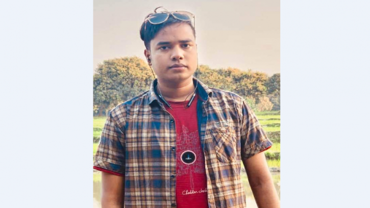 চাঁপাইনবাবগঞ্জে ছিনতায়ের অভিযোগে ছাত্রলীগ নেতা গ্রেফতার