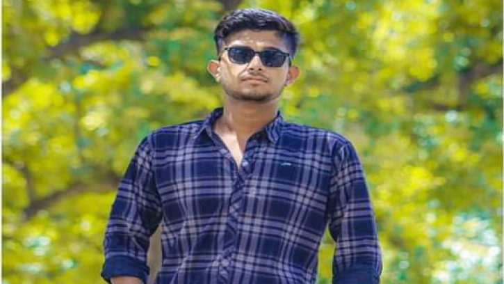 পত্নীতলায় সড়ক দুর্ঘটনায় মটরসাইকেল আরোহী নিহত