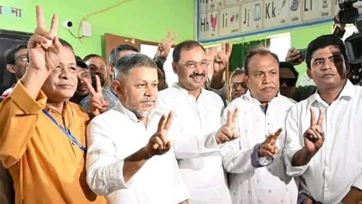 চট্টগ্রাম-১০ আসনে উপ-নির্বাচনে নৌকার প্রার্থী বাচ্চু নির্বাচিত