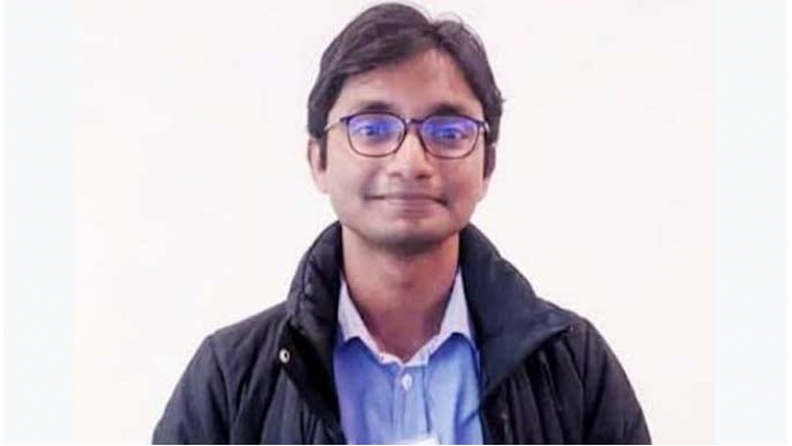 ঢাবিতে ডিন’স অ্যাওয়ার্ডস পেলেন শিক্ষার্থী ফারশিদ রেজা