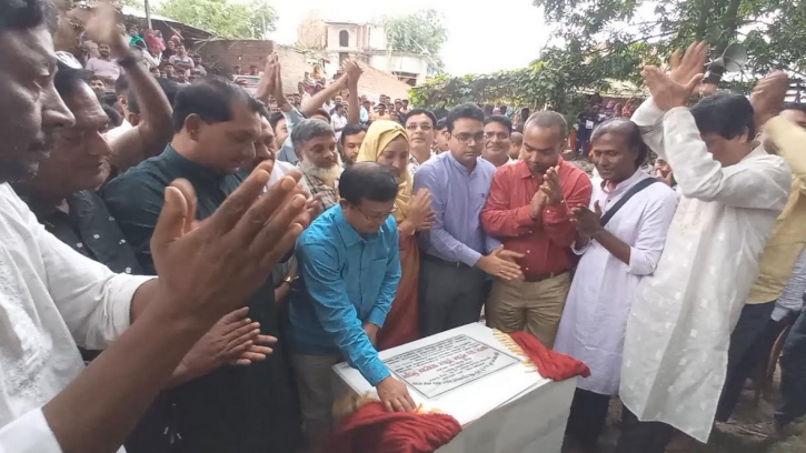 শিবগঞ্জে সেতু নির্মাণ কাজের উদ্বোধন