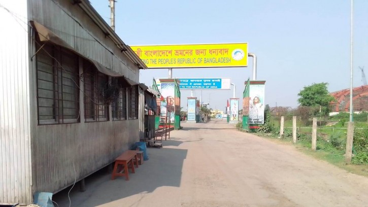 ঈদরে ছুটি শেষে বেনাপোল বন্দর সচল