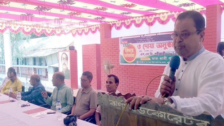 পলাশবাড়ীতে এসএসসি পরীক্ষার্থীদের বিদায় সংবর্ধনা ও দোয়া অনুষ্ঠান