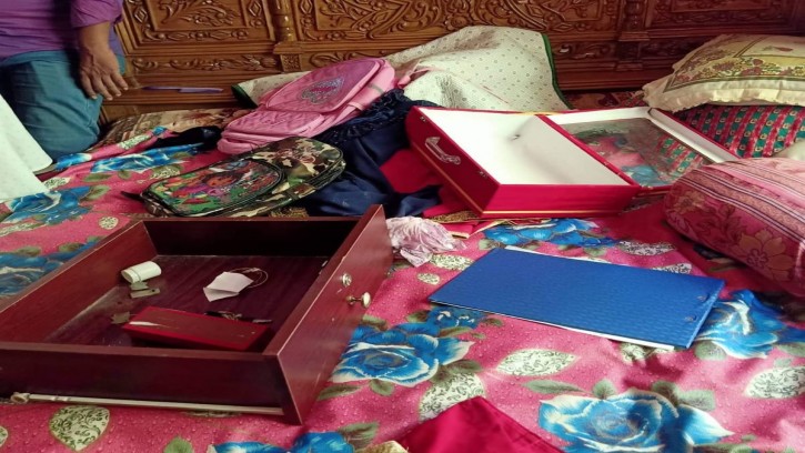 বাগেরহাটের মোড়লগঞ্জে দুর্ধর্ষ চুরি