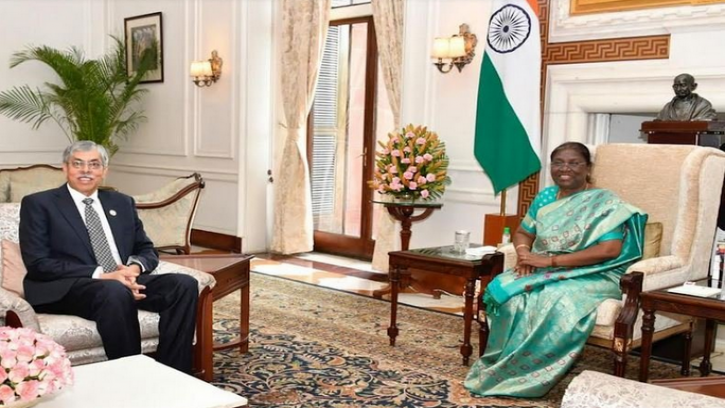 ভারতের রাষ্ট্রপতির সঙ্গে বাংলাদেশের হাই কমিশনারের বিদায়ী সাক্ষাৎ