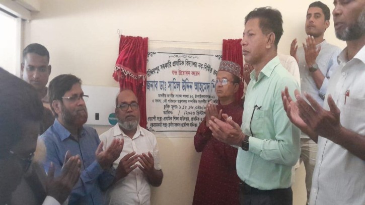 শিবগঞ্জে তিনটি সরকারি প্রাথমিকের একাডেমিক ভবন উদ্বোধন