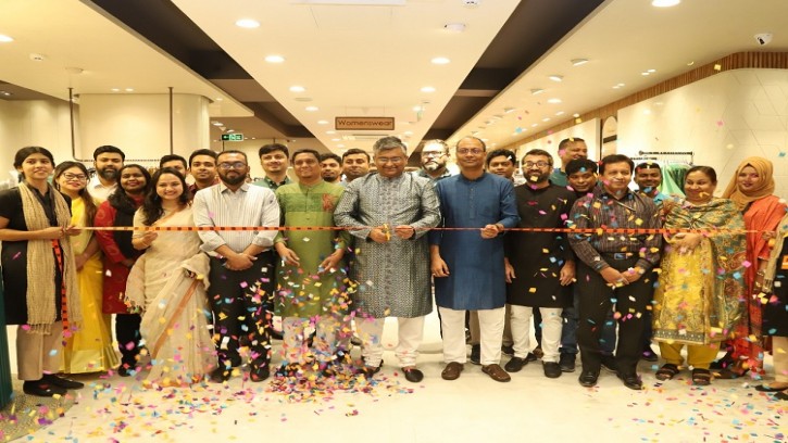 আড়ংয়ের ২৮তম আউটলেটের উদ্বোধন