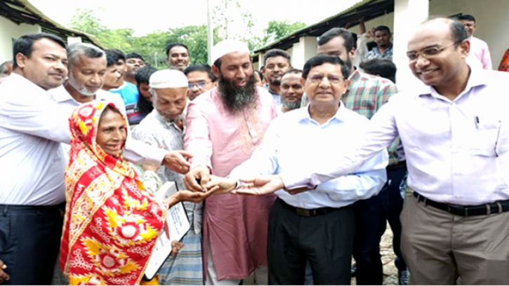 আরও ৪০ লাখ মানুষকে ঘর দেবে সরকার: বস্ত্র ও পাট মন্ত্রী